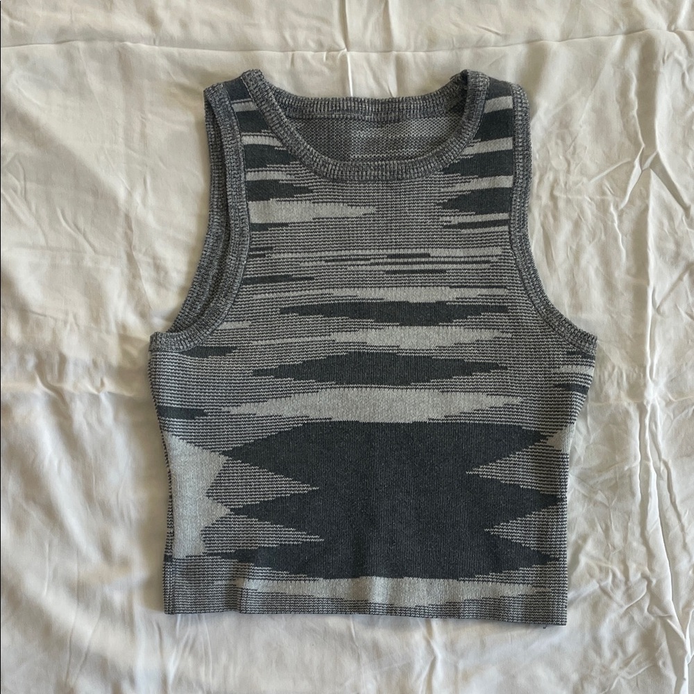 Gray Patterned Sleeveless Sweater Vest